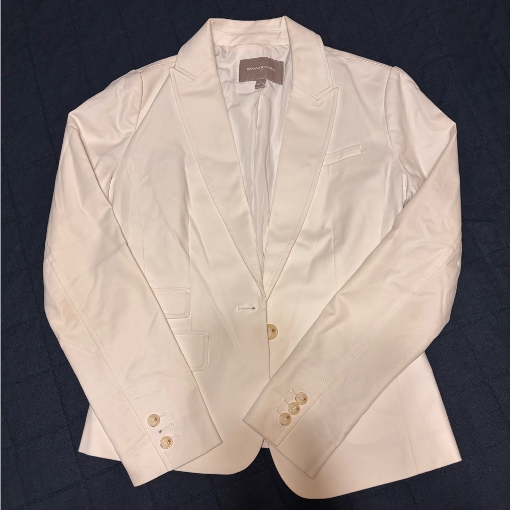 Banana Republic Women's Ivory Single-Button Blazer